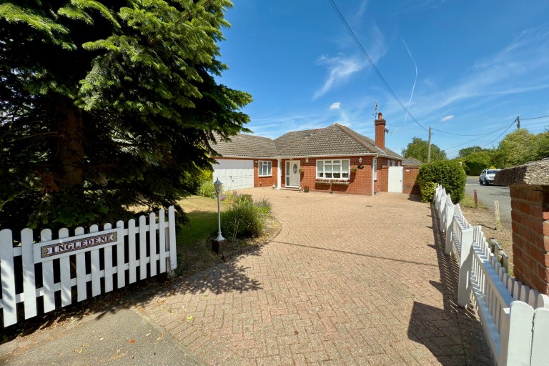 Little Baddow, Chelmsford, Essex - EAID:3363689002, BID:7608502