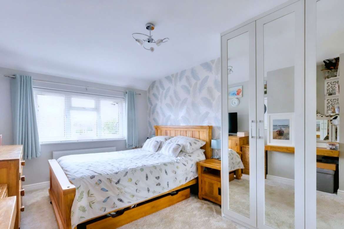 Images for Moulsham Lodge, Chelmsford, Essex EAID:3363689002 BID:1388407