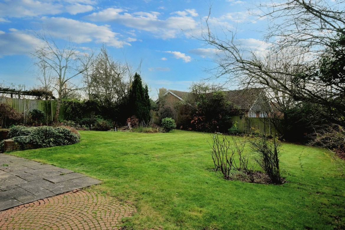 Images for Howe Green, Chelmsford, Essex EAID:3363689002 BID:1388407