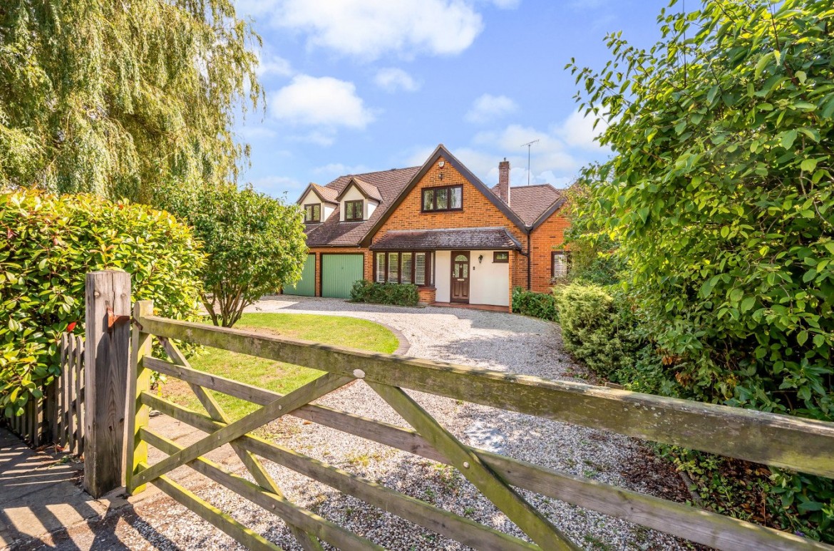 Images for Patching Hall Lane, Chelmsford, Essex EAID:3363689002 BID:1388407