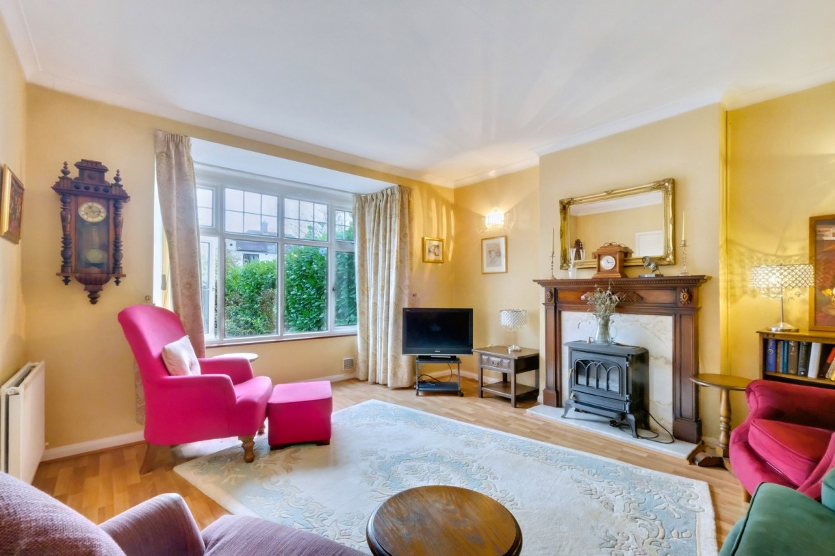 Images for Chelmerton Avenue, Chelmsford, Essex EAID:3363689002 BID:1388407