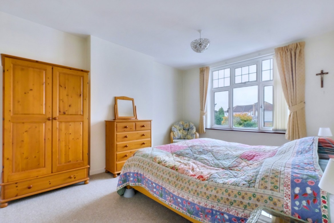 Images for Chelmerton Avenue, Chelmsford, Essex EAID:3363689002 BID:1388407