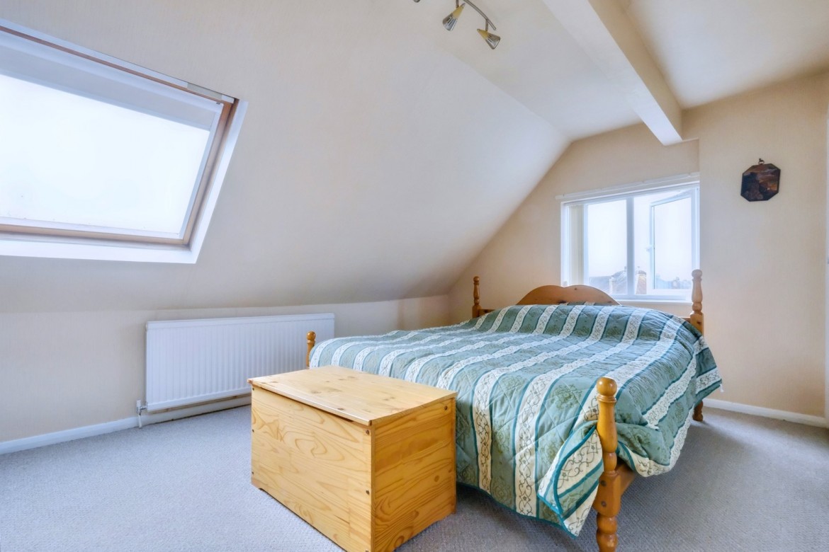 Images for Chelmerton Avenue, Chelmsford, Essex EAID:3363689002 BID:1388407