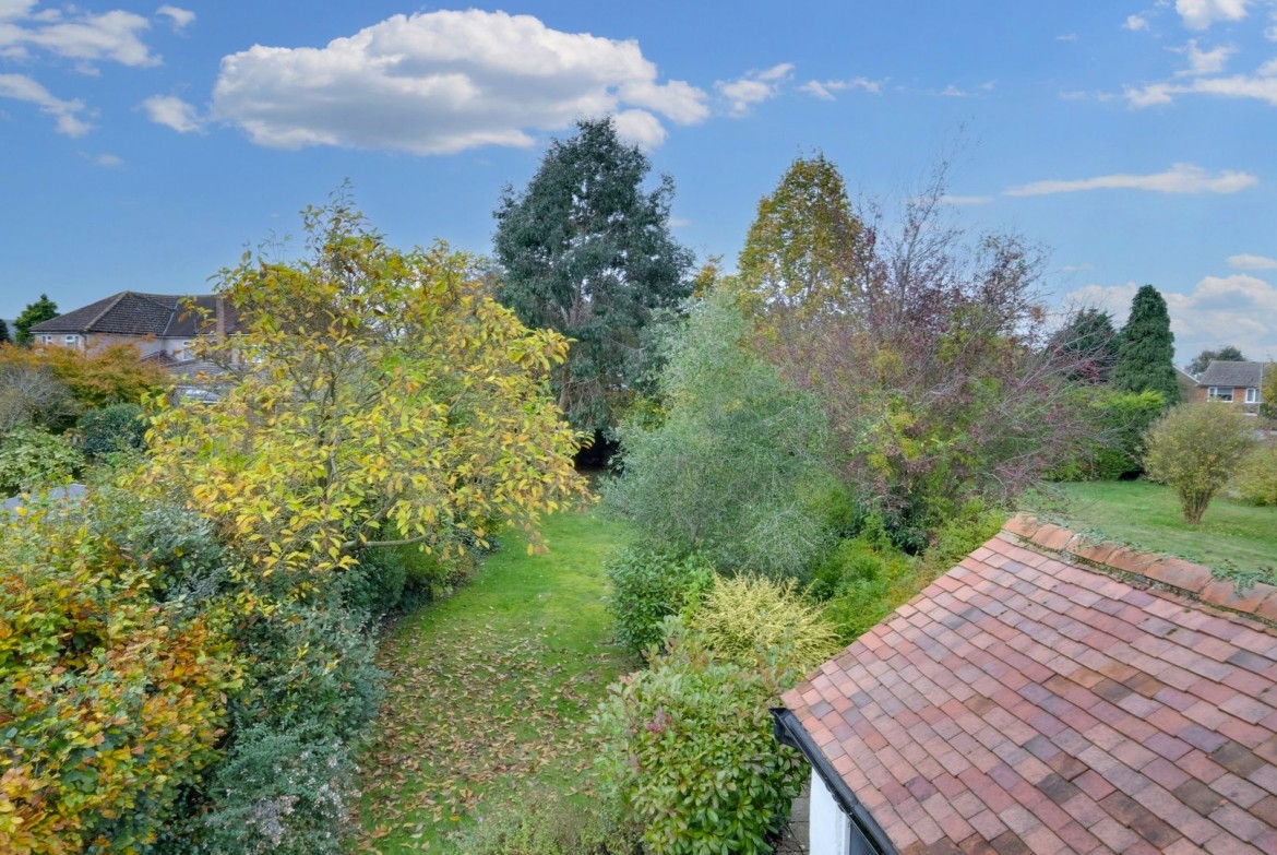 Images for Chelmerton Avenue, Chelmsford, Essex EAID:3363689002 BID:1388407