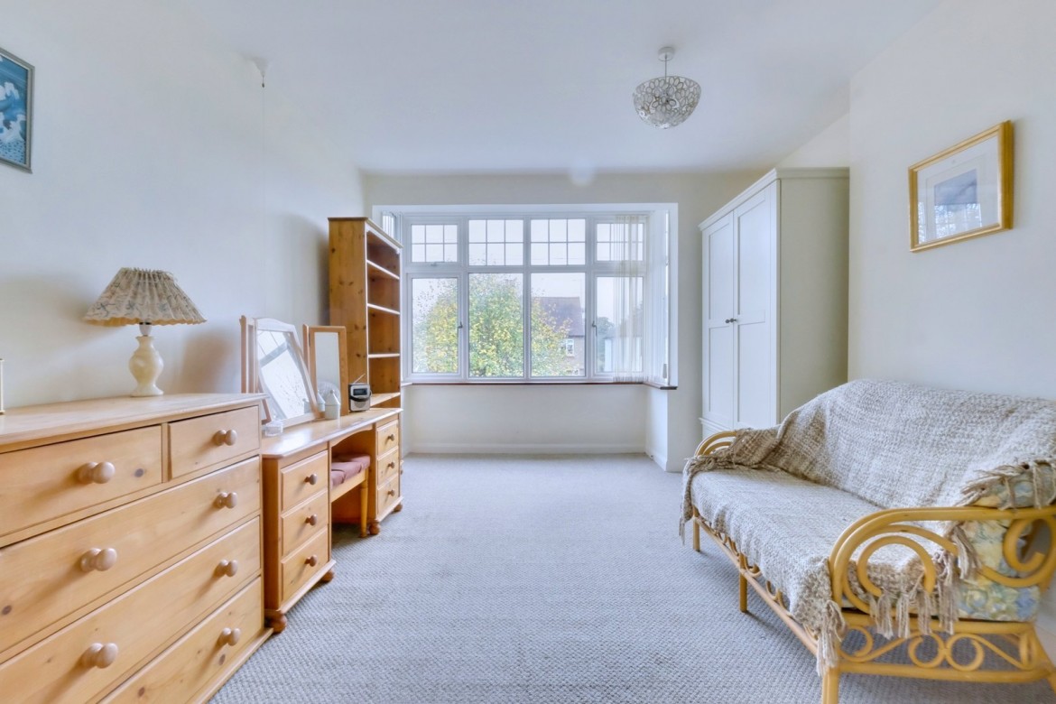 Images for Chelmerton Avenue, Chelmsford, Essex EAID:3363689002 BID:1388407