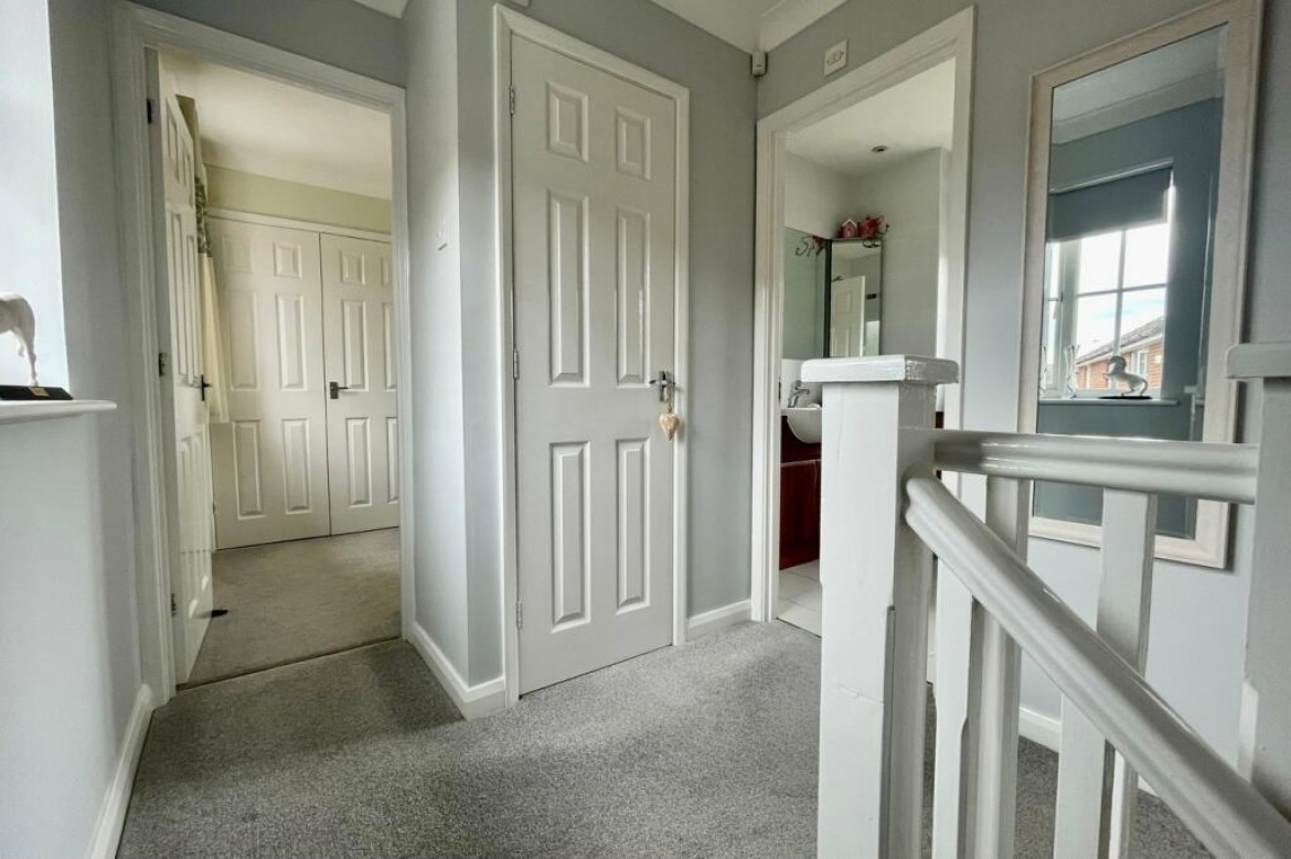 Images for Chancellor Park, Chelmsford, Essex EAID:3363689002 BID:1388407