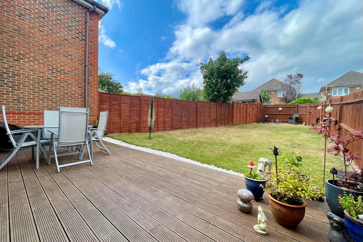 Images for Chancellor Park, Chelmsford, Essex EAID:3363689002 BID:1388407