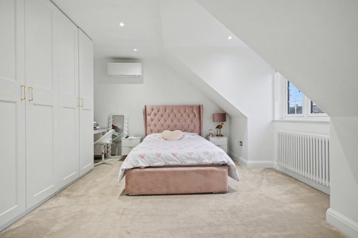 Images for Great Baddow, Chelmsford, Essex EAID:3363689002 BID:1388407