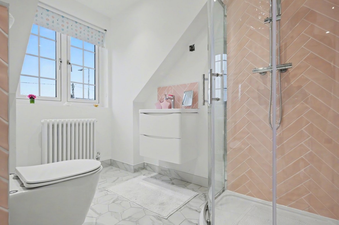 Images for Great Baddow, Chelmsford, Essex EAID:3363689002 BID:1388407