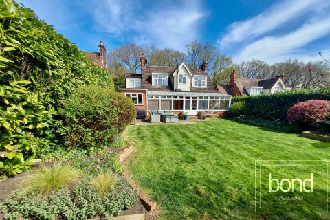 Danbury, Chelmsford, Essex - EAID:3363689002, BID:7608502