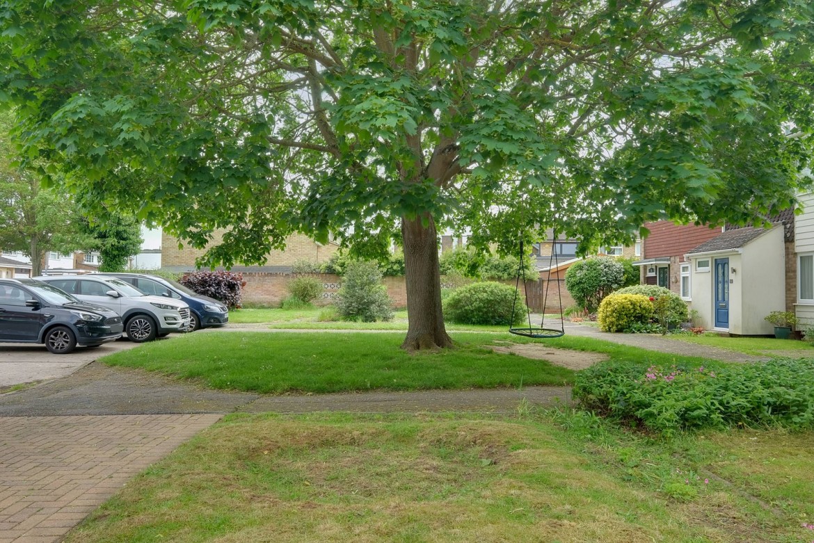 Images for Springfield, Chelmsford, Essex EAID:3363689002 BID:1388407