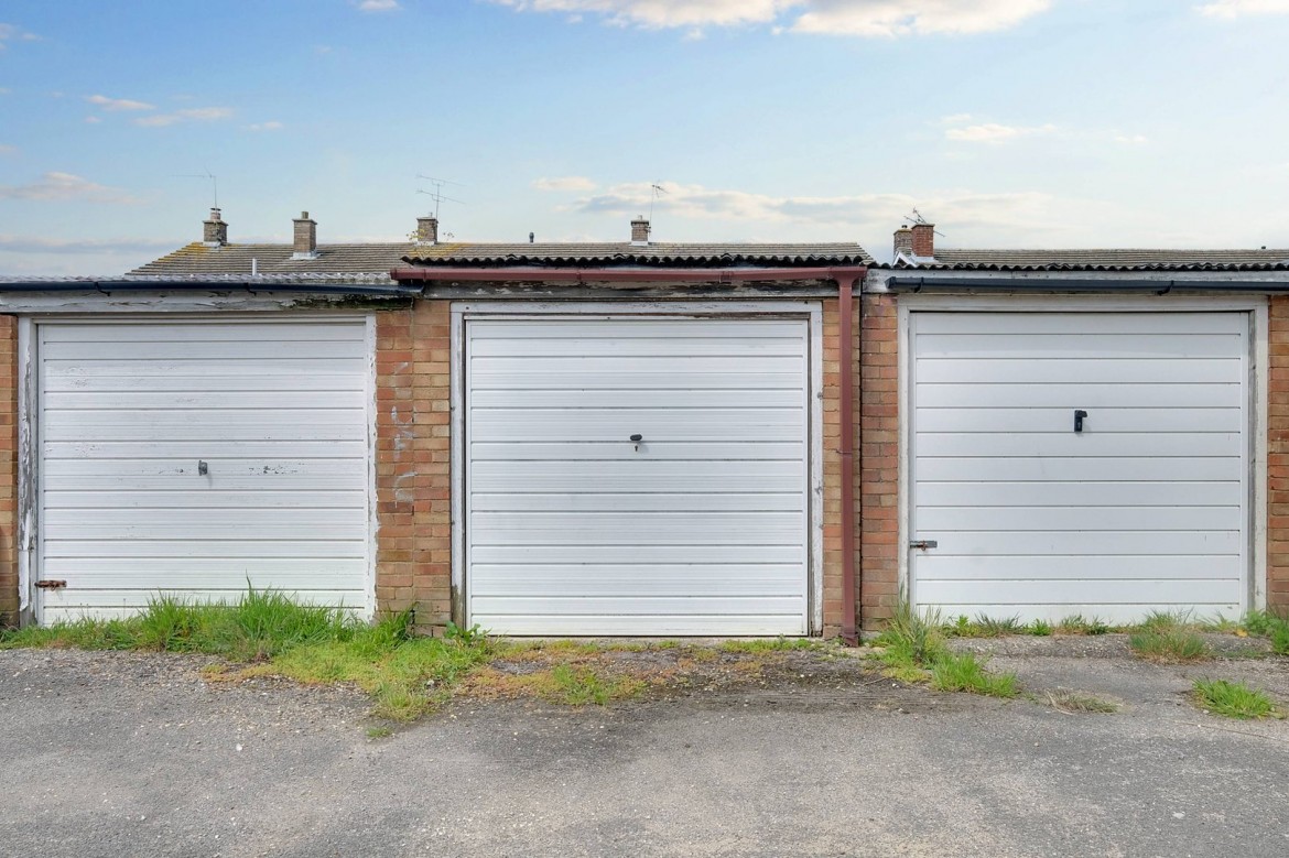 Images for Springfield, Chelmsford, Essex EAID:3363689002 BID:1388407