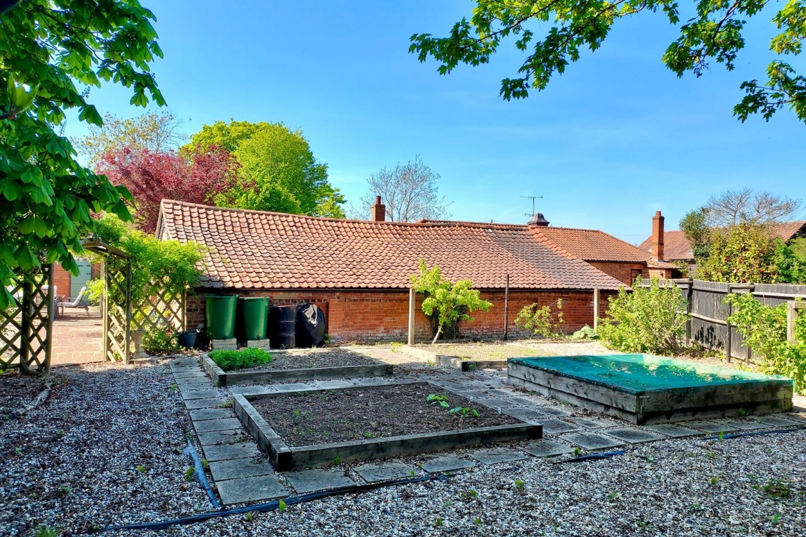 Images for Burnham Road, Woodham Mortimer, Essex EAID:3363689002 BID:7608502