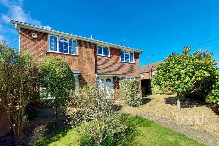 Danbury, Chelmsford, Essex - EAID:3363689002, BID:7608502