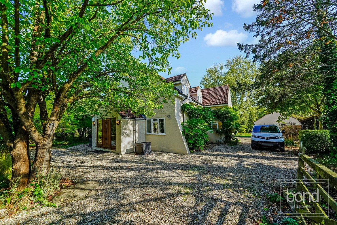 Images for Sandon, Chelmsford, Essex EAID:3363689002 BID:7608502