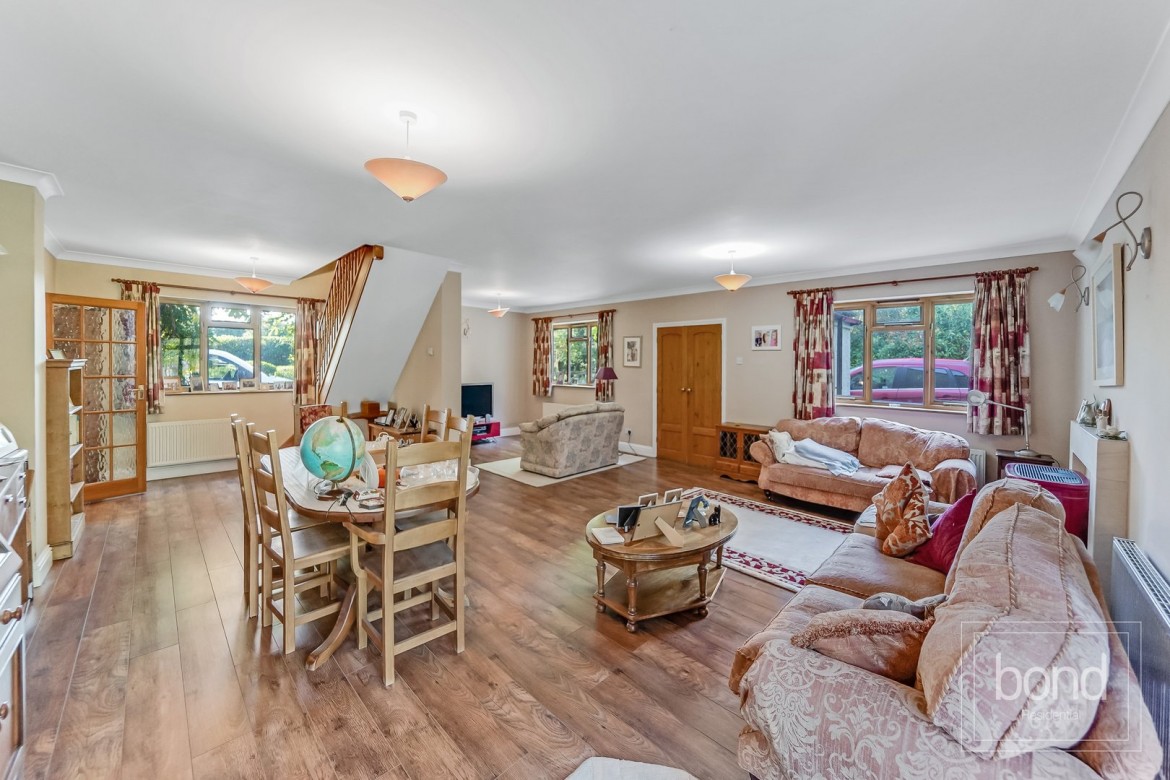 Images for Sandon, Chelmsford, Essex EAID:3363689002 BID:7608502