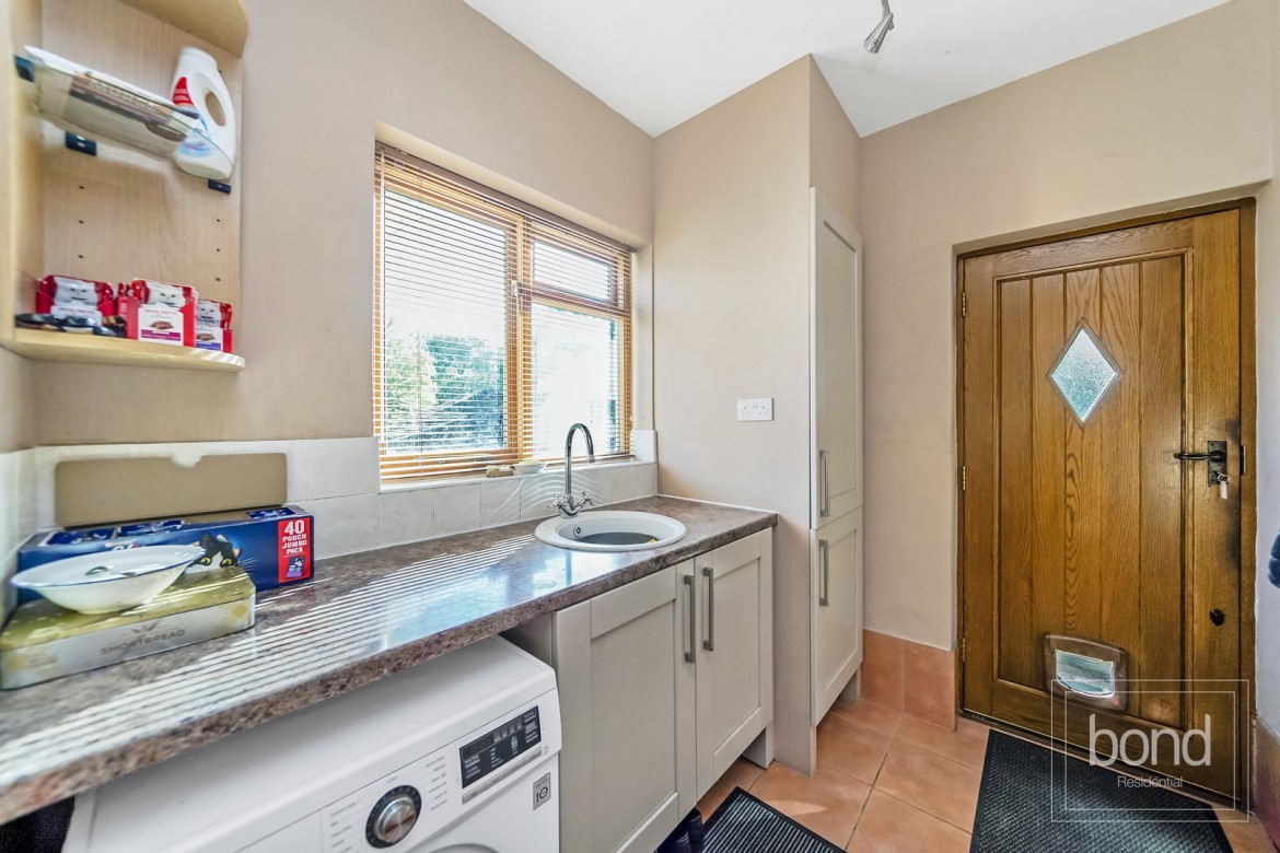 Images for Sandon, Chelmsford, Essex EAID:3363689002 BID:7608502