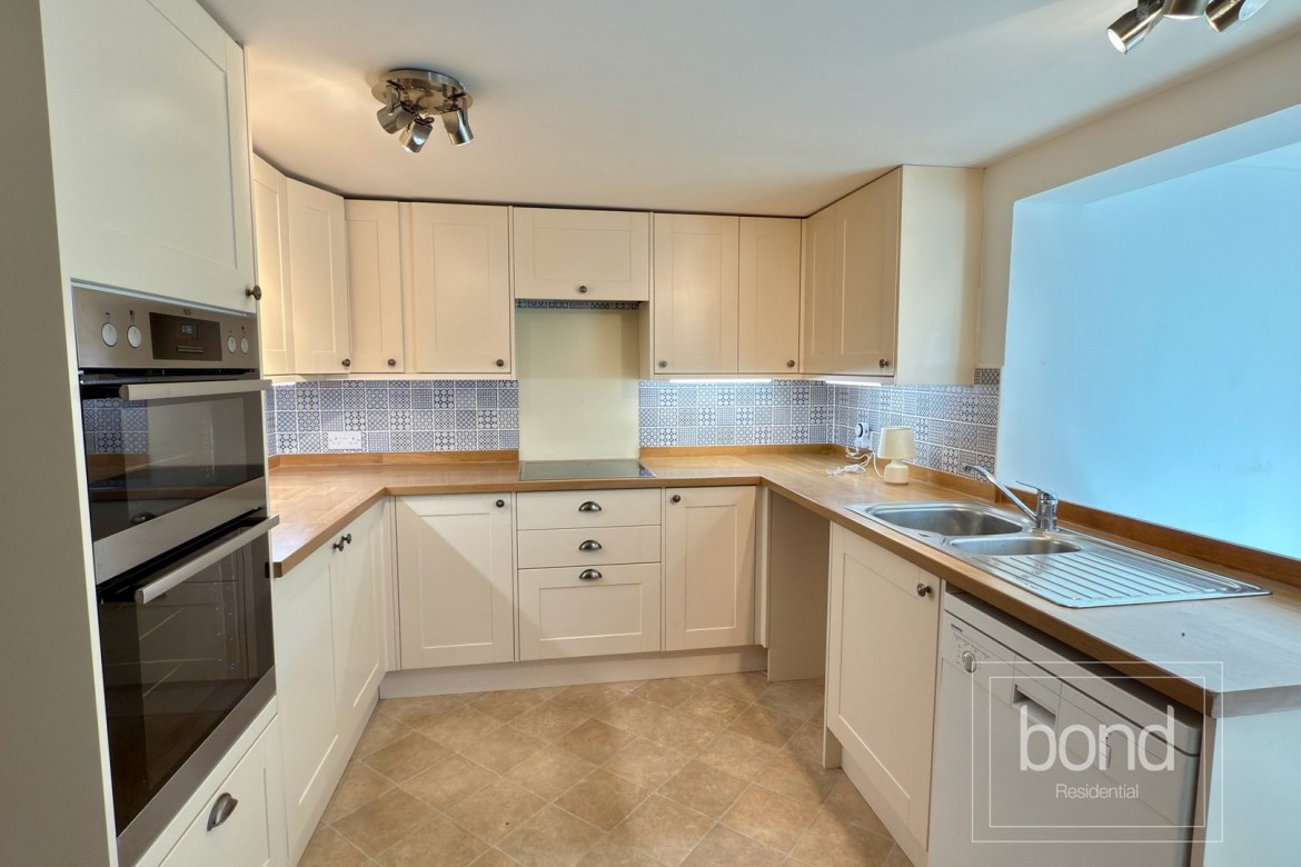 Images for Sandon, Chelmsford, Essex EAID:3363689002 BID:7608502