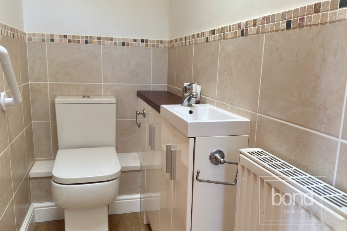 Images for Sandon, Chelmsford, Essex EAID:3363689002 BID:7608502