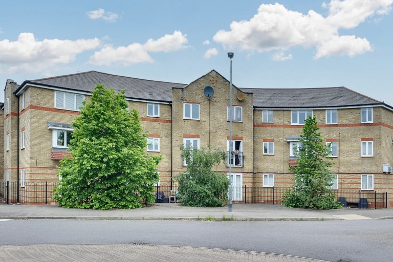 Parkinson Drive, Chelmsford, Essex - EAID:3363689002, BID:1388407