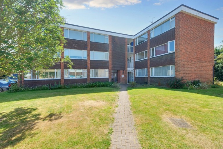 Great Baddow, Chelmsford, Essex - EAID:3363689002, BID:1388407