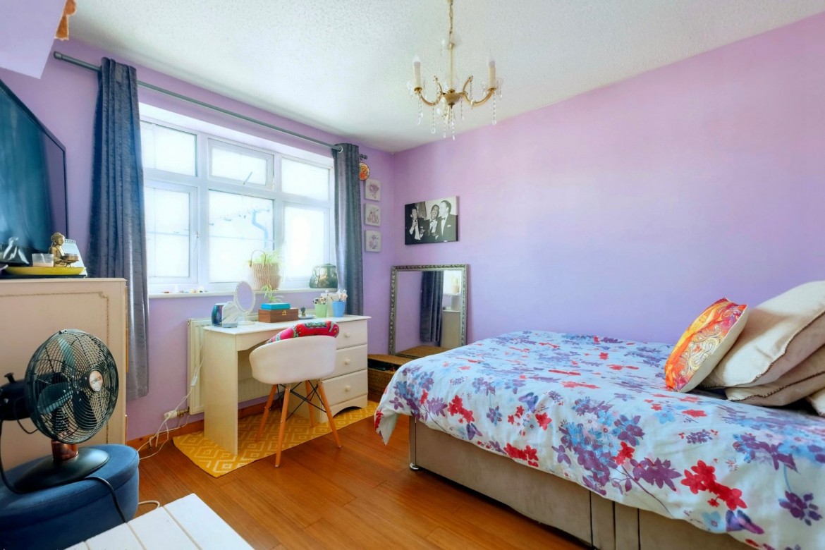 Images for Newlands Spring, Chelmsford, Essex EAID:3363689002 BID:1388407