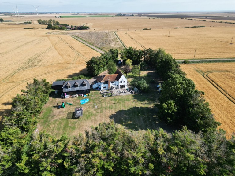 Marshes, Burnham-on-Crouch, Essex - EAID:3363689002, BID:7608502