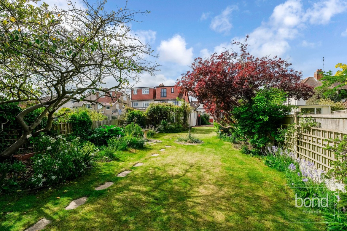 Images for Fifth Avenue, Chelmsford, Essex EAID:3363689002 BID:1388407