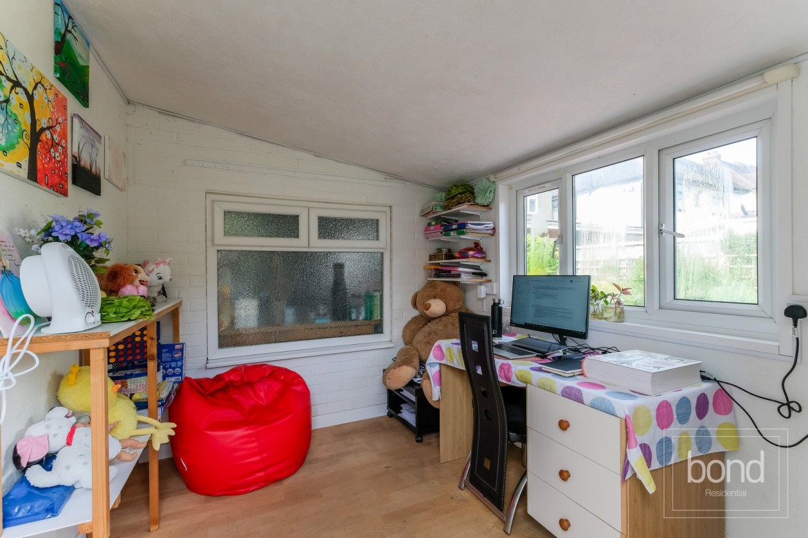 Images for Fifth Avenue, Chelmsford, Essex EAID:3363689002 BID:1388407