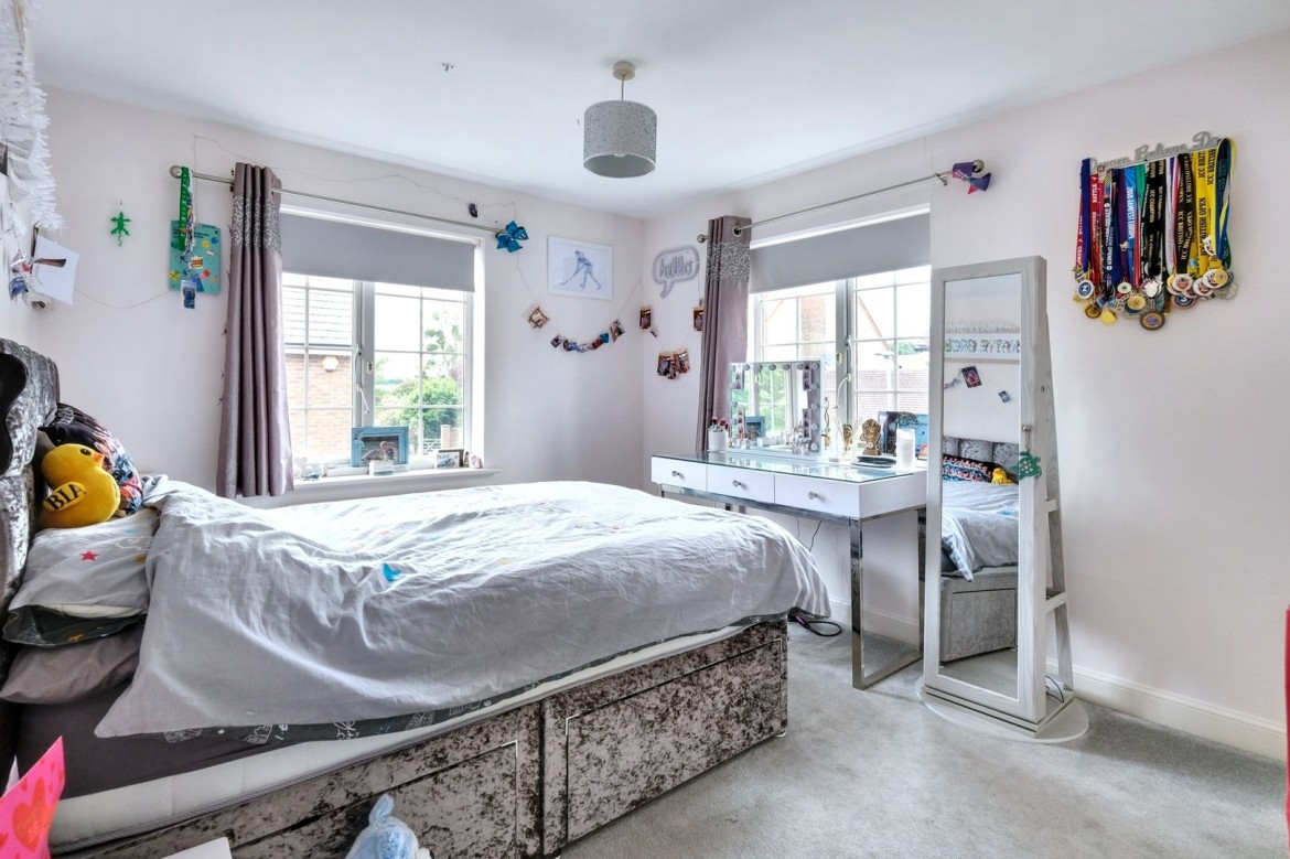 Images for Broomfield, Chelmsford, Essex EAID:3363689002 BID:1388407