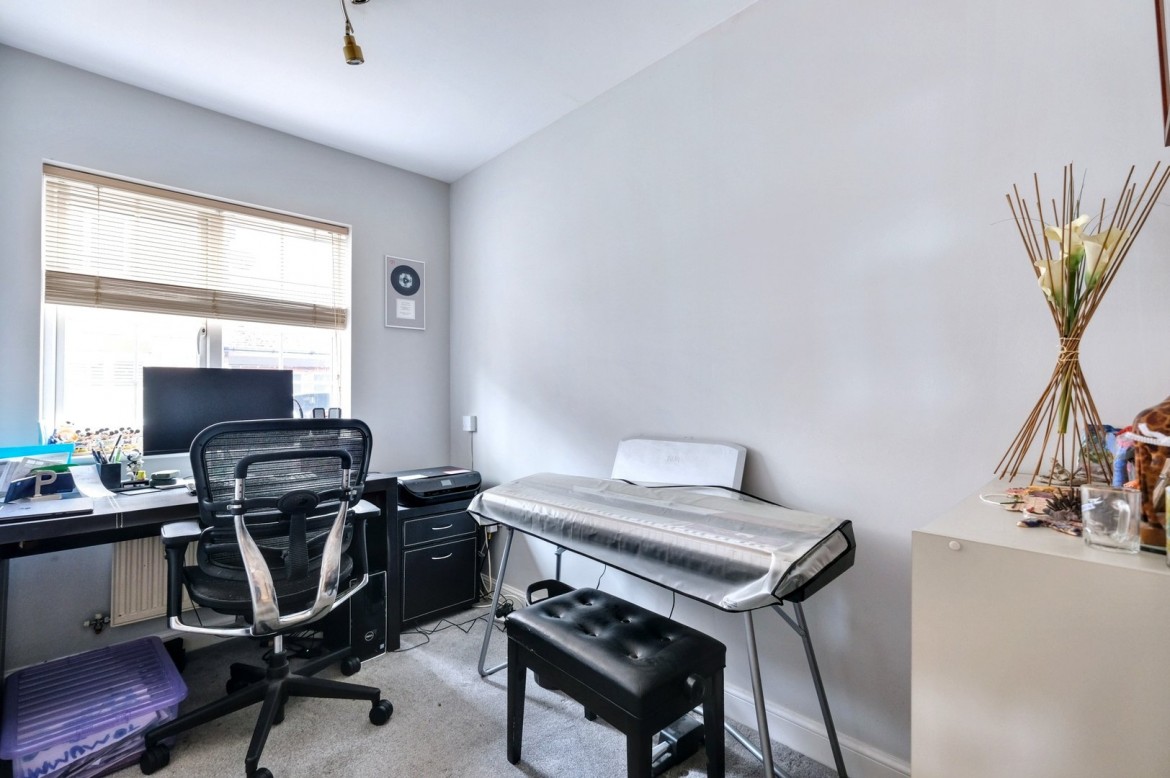 Images for Broomfield, Chelmsford, Essex EAID:3363689002 BID:1388407