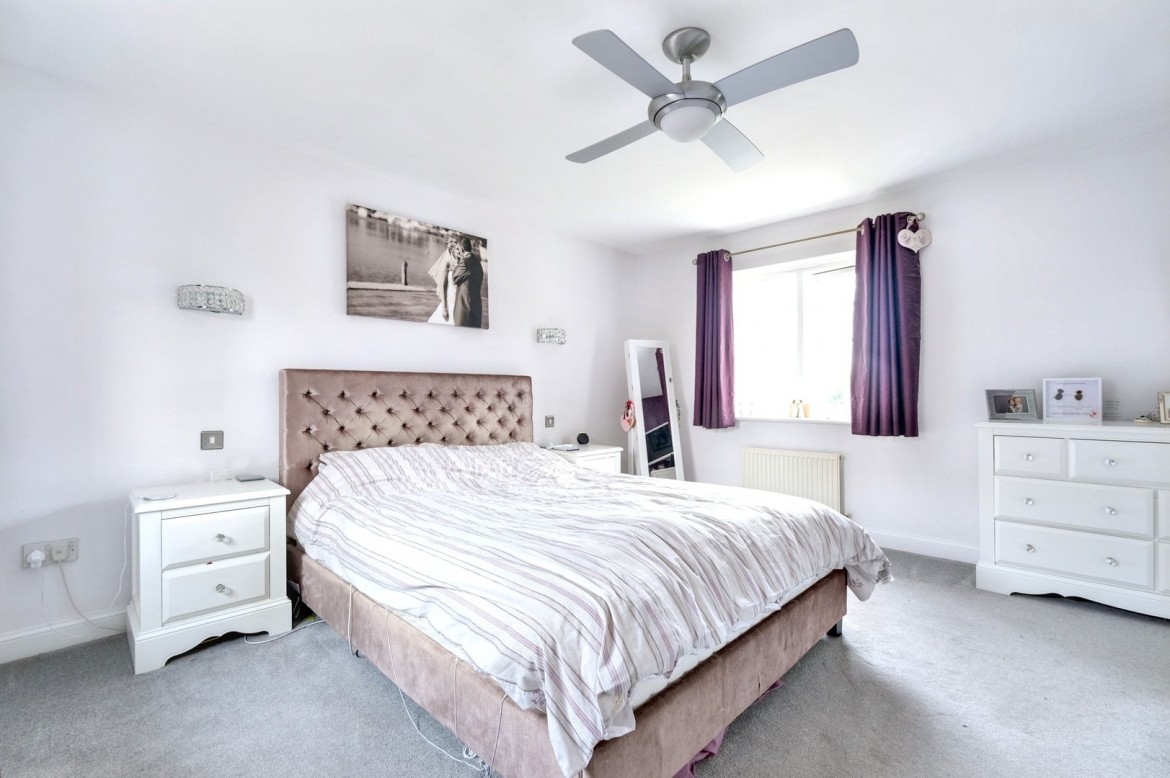 Images for Broomfield, Chelmsford, Essex EAID:3363689002 BID:1388407