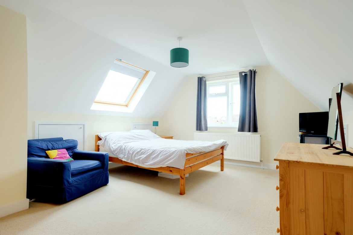 Images for Broomfield, Chelmsford, Essex EAID:3363689002 BID:1388407