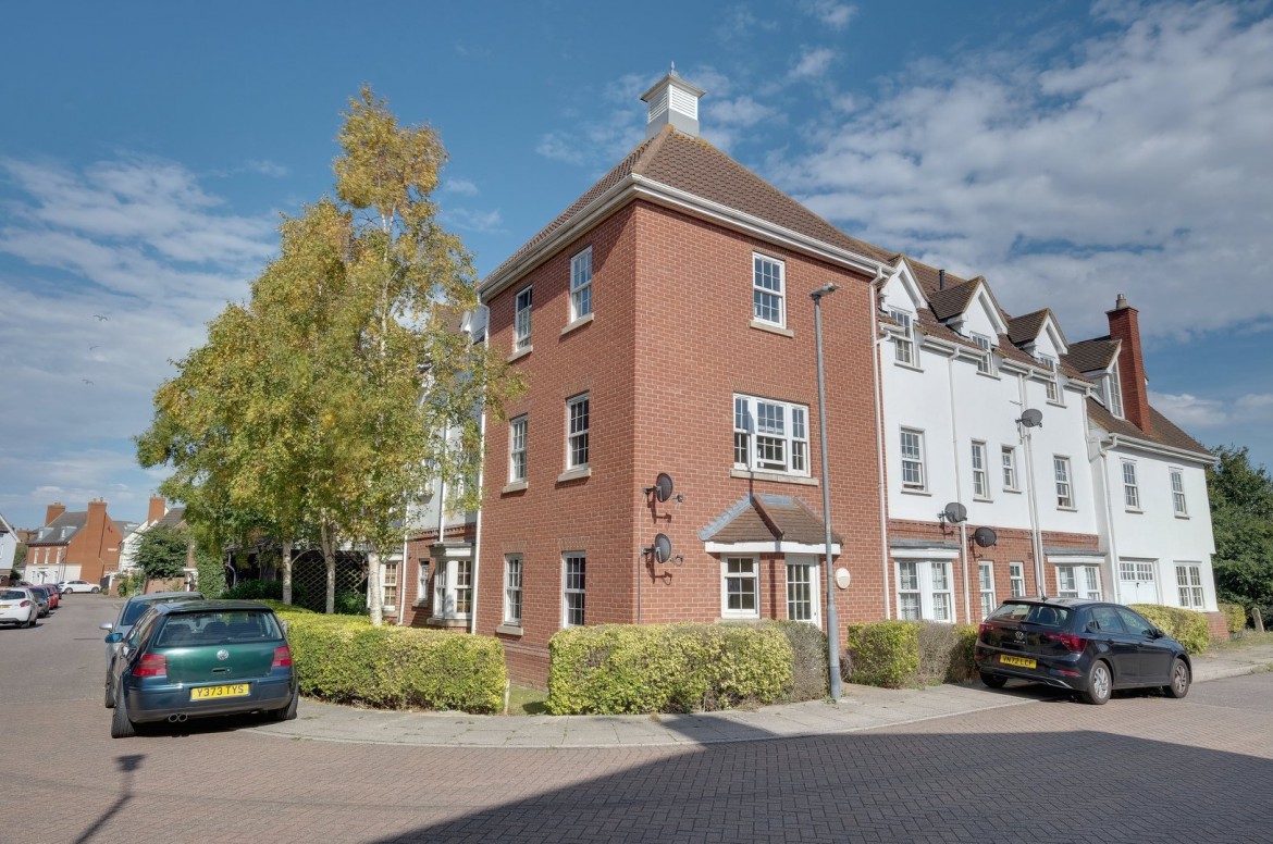 Images for Beaulieu Park, Chelmsford, Essex EAID:3363689002 BID:1388407