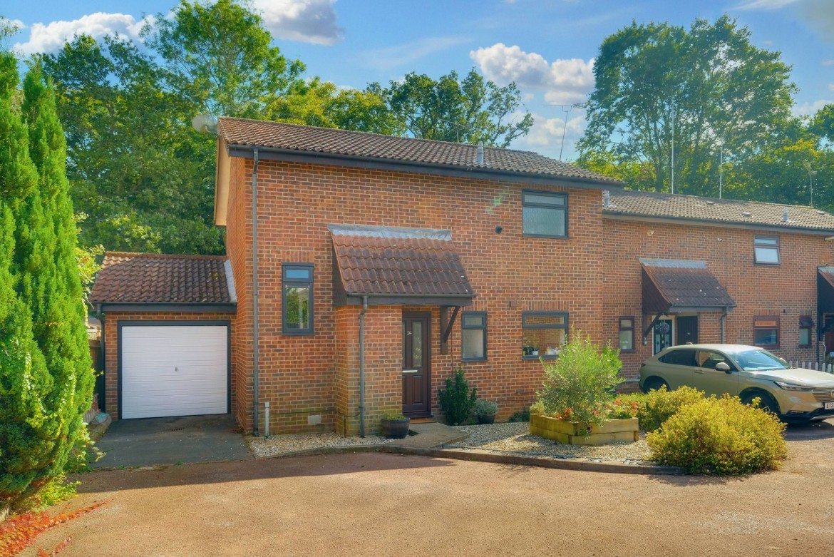 Images for Newlands Spring, Chelmsford, Essex EAID:3363689002 BID:1388407