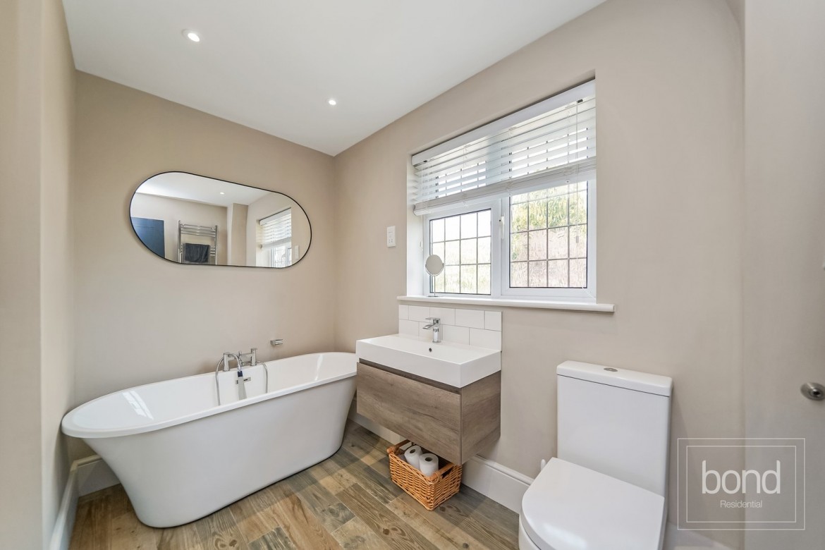 Images for Howe Green, Chelmsford, Essex EAID:3363689002 BID:7608502