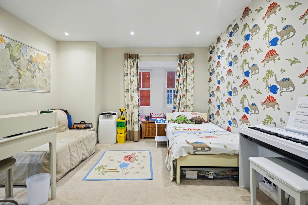 Images for Rennoldson Green, Chelmsford, Essex EAID:3363689002 BID:1388407