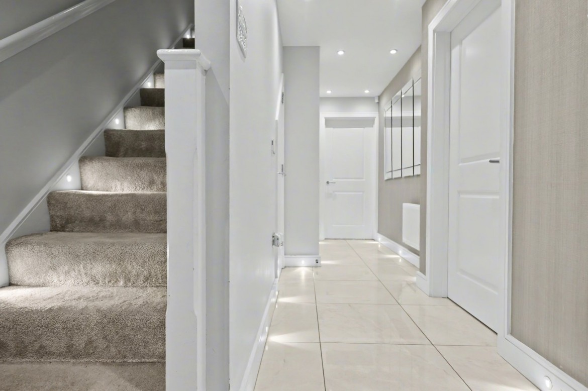 Images for Rennoldson Green, Chelmsford, Essex EAID:3363689002 BID:1388407