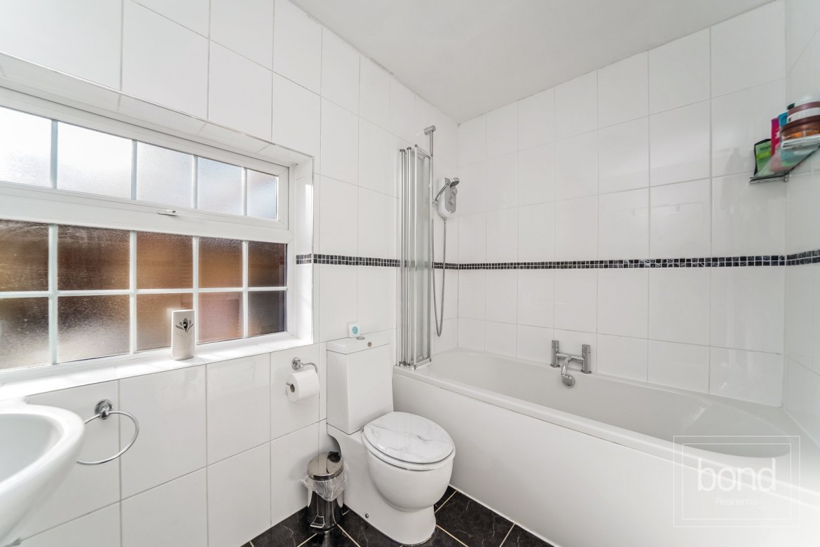 Images for Bicknacre, Chelmsford, Essex EAID:3363689002 BID:7608502