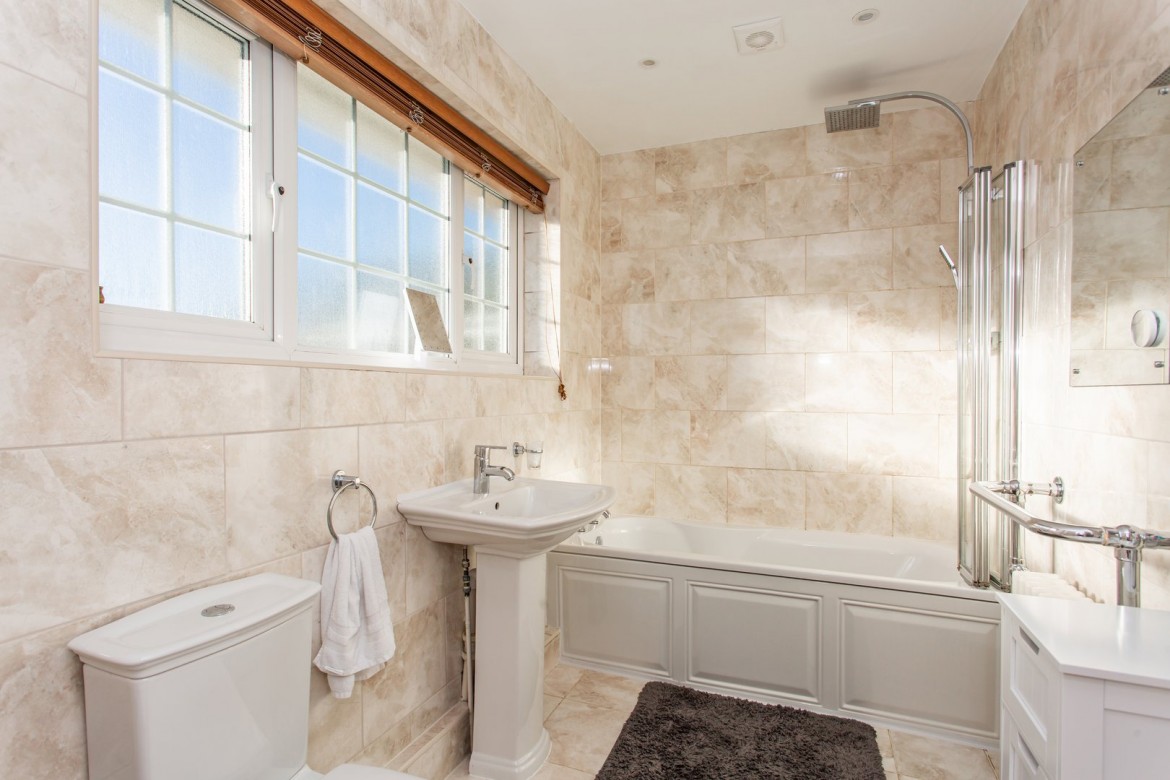Images for Bicknacre, Chelmsford, Essex EAID:3363689002 BID:7608502