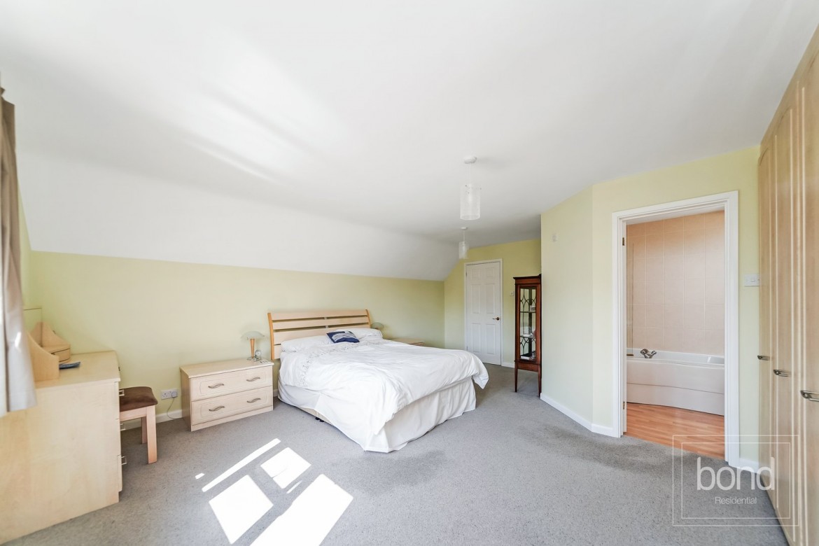 Images for Springfield Place, Chelmsford, Essex EAID:3363689002 BID:1388407