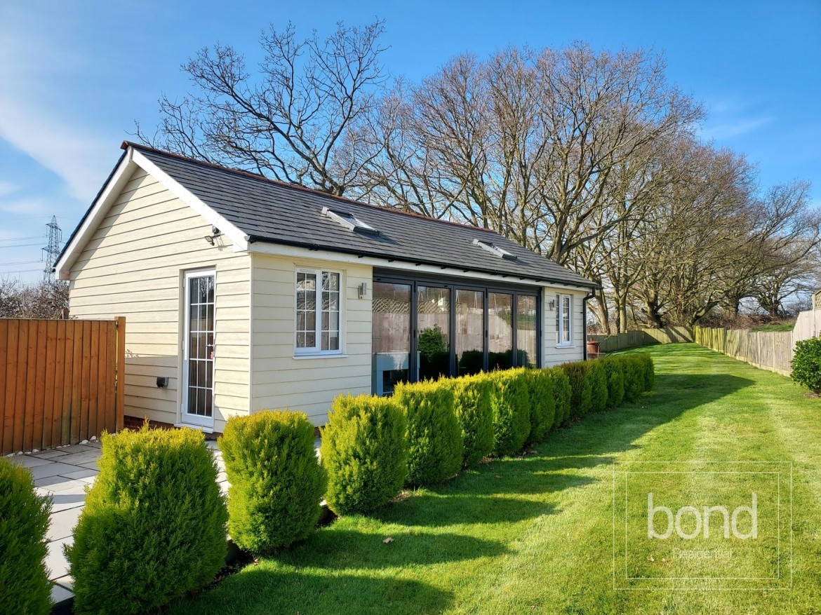 Images for Howe Green, Chelmsford, Essex EAID:3363689002 BID:7608502