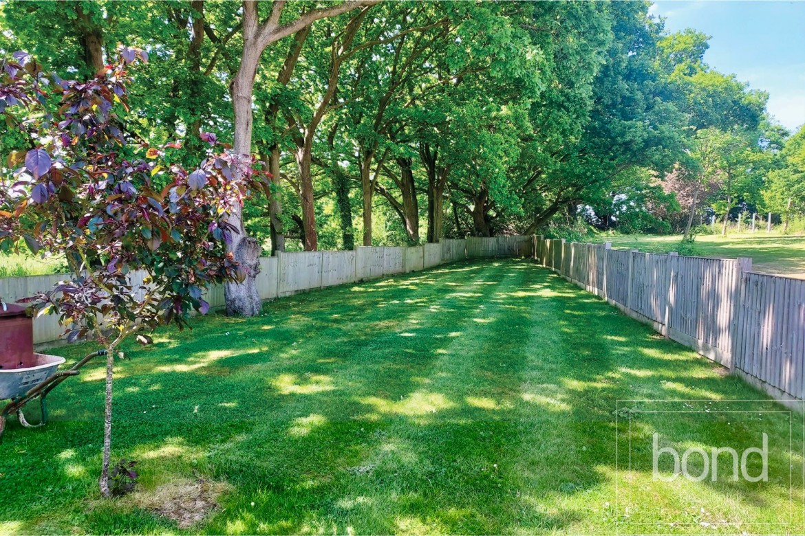 Images for Howe Green, Chelmsford, Essex EAID:3363689002 BID:7608502