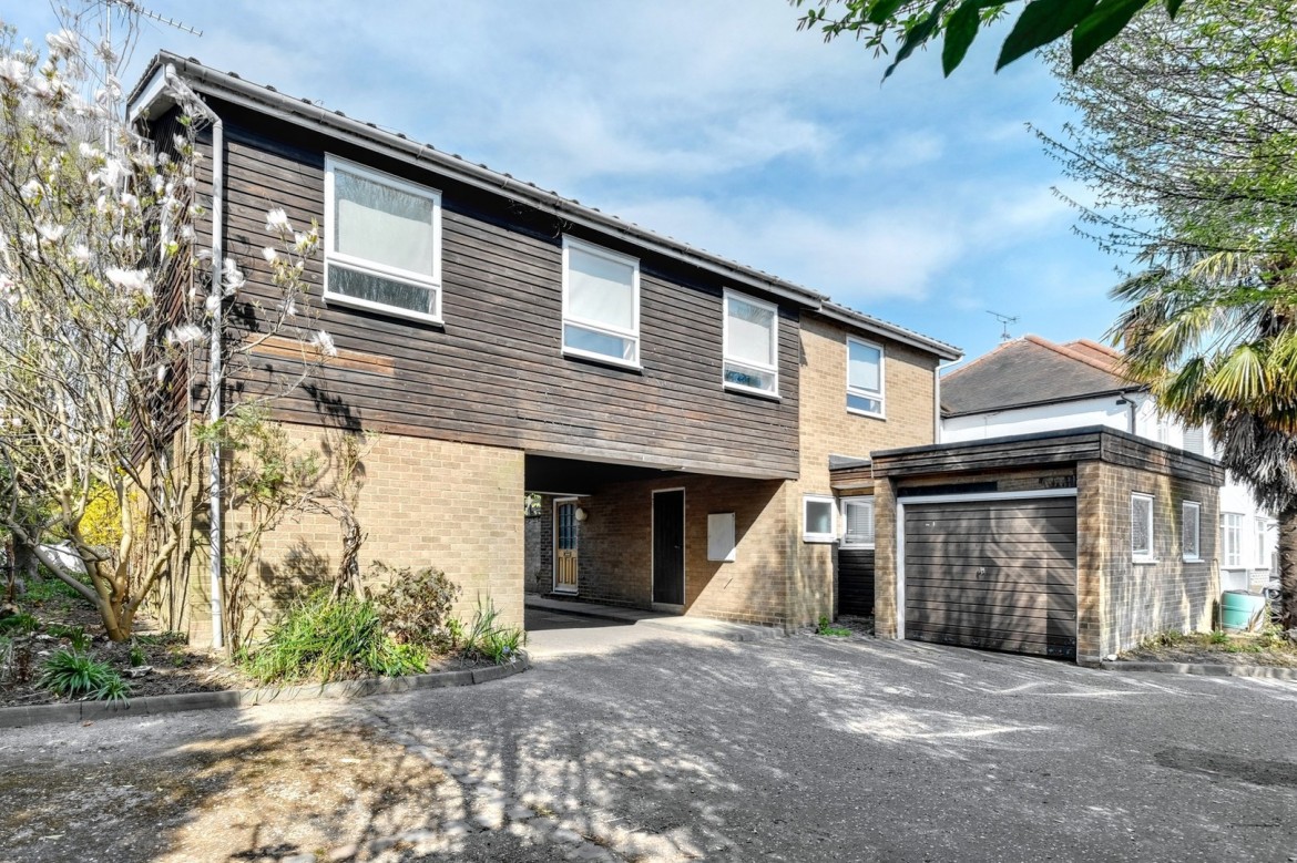 Images for Waterhouse Lane, Chelmsford, Essex EAID:3363689002 BID:1388407