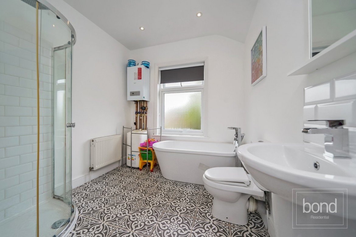 Images for Springfield Road, Chelmsford, Essex EAID:3363689002 BID:1388407