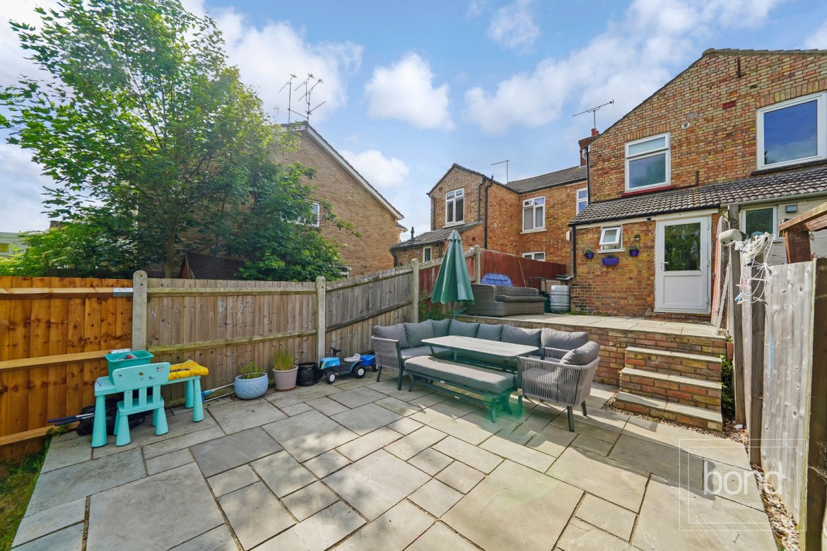 Images for Springfield Road, Chelmsford, Essex EAID:3363689002 BID:1388407