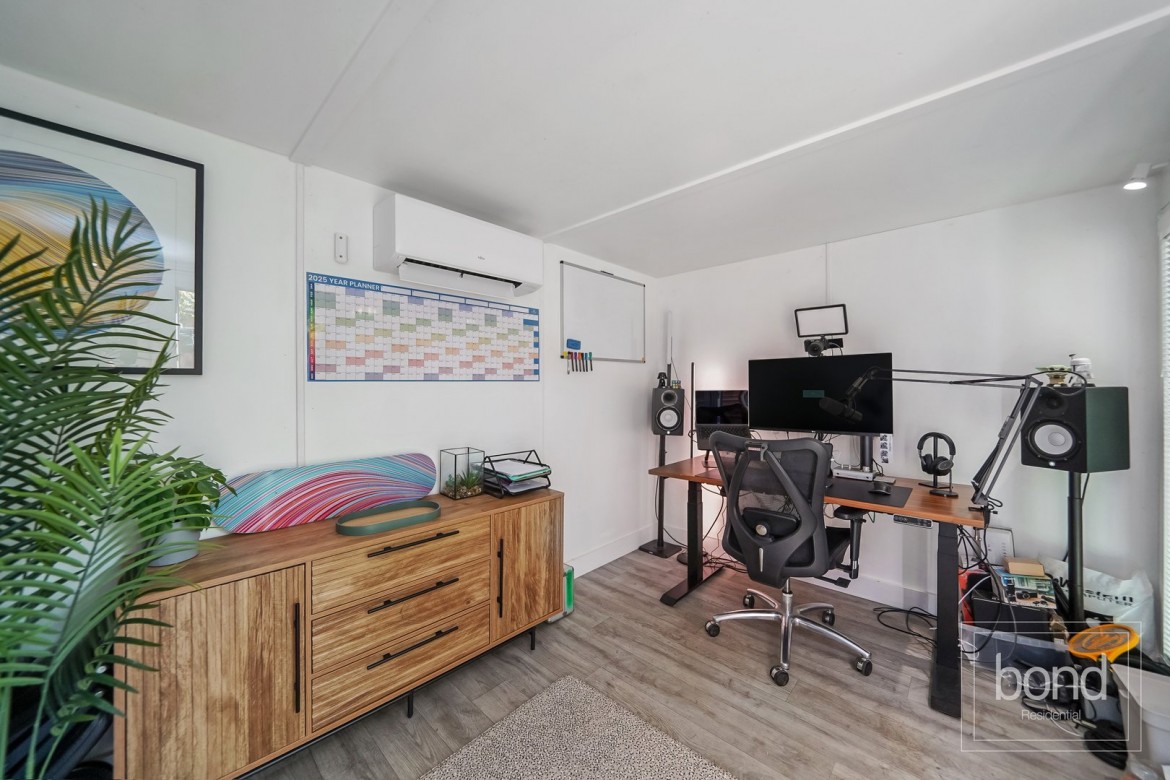 Images for Springfield Road, Chelmsford, Essex EAID:3363689002 BID:1388407