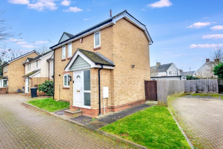Gloucester Crescent, Chelmsford, Essex - EAID:3363689002, BID:1388407