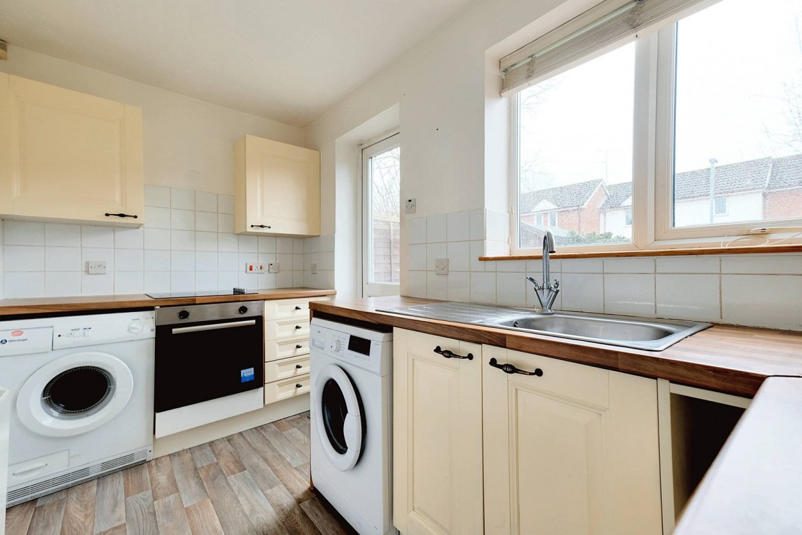Images for Chester Place, Chelmsford, Essex EAID:3363689002 BID:1388407