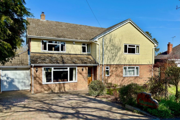 Little Baddow, Chelmsford, Essex - EAID:3363689002, BID:7608502